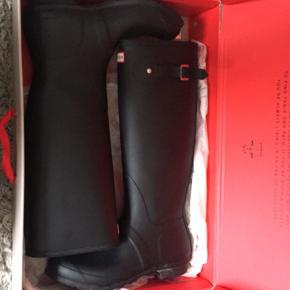 Size 10 Original Tall Black Hunter Boots - Picture 2 of 4